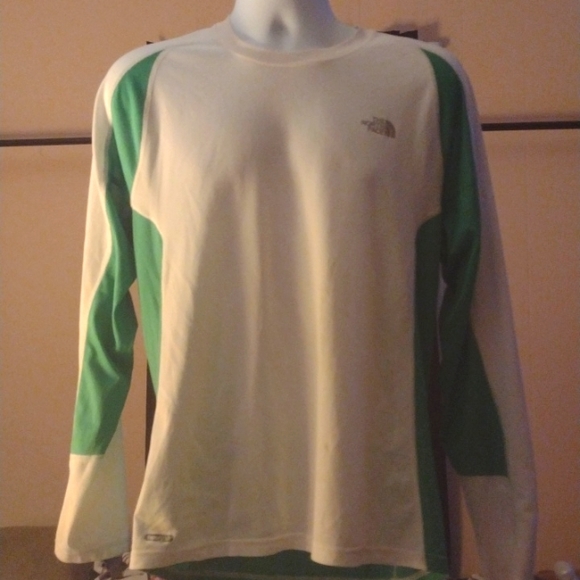 North face long sleeve T-shirt - Picture 1 of 4